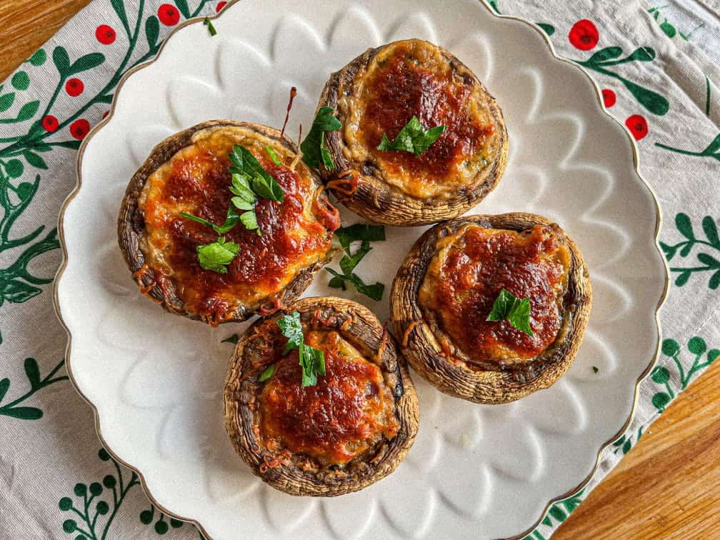 Vokietijos įdaryti grybai (vegetaras) – Europos patiekalas