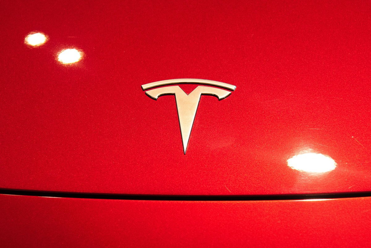 „Tesla“ nori nuvežti savo robotaksą į San Franciską. Štai kas stovi.