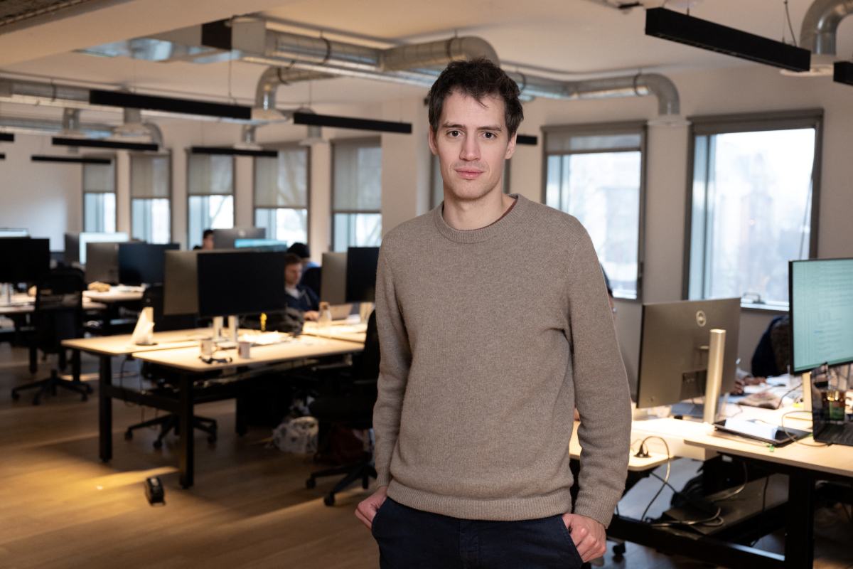 Pranešama, kad Mistral, Prancūzijos AI milžinė, yra gauta, kad būtų užtikrinta 14B USD vertinimas