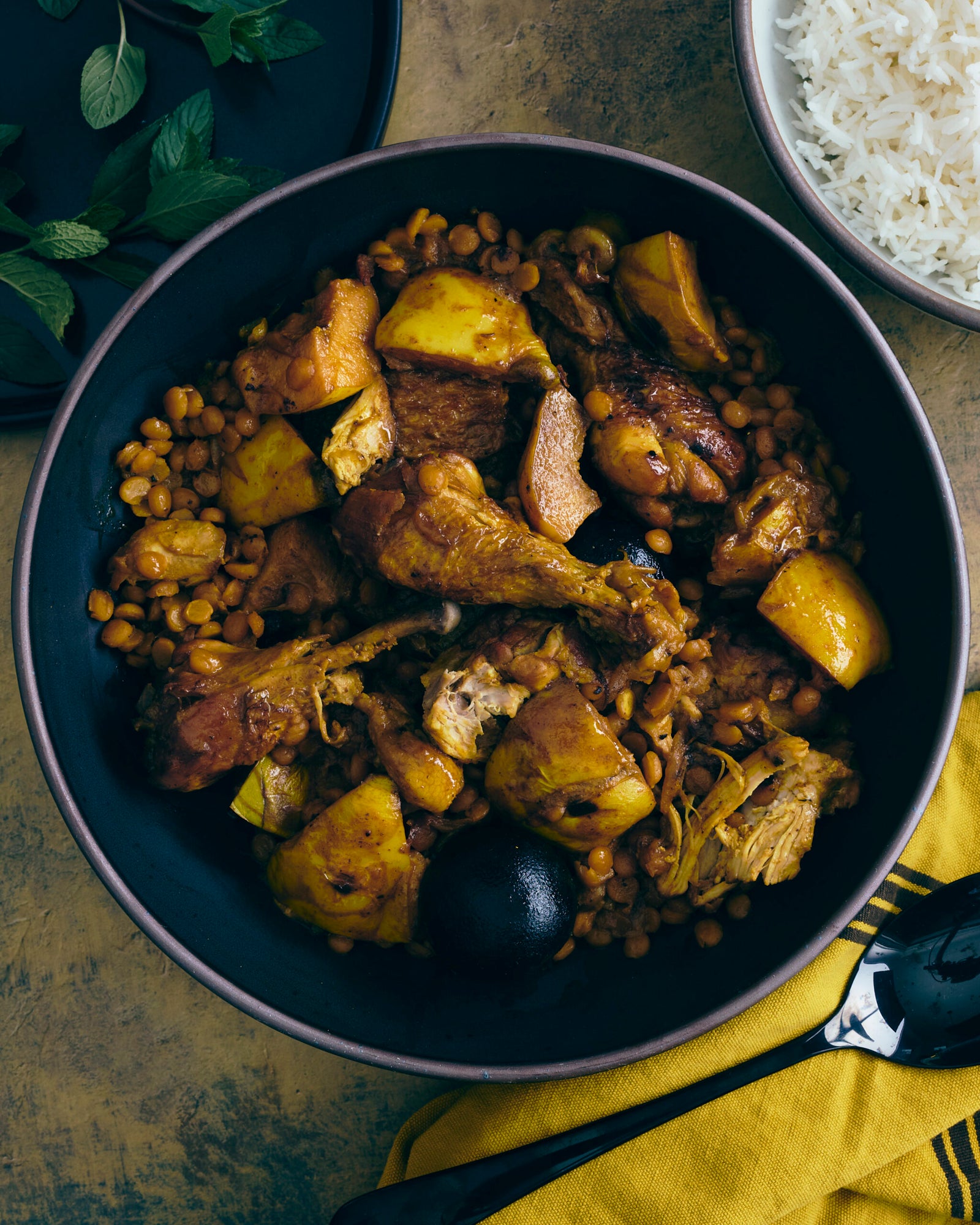 Khoresh-E Beh (vištienos ir svarainių troškinys)