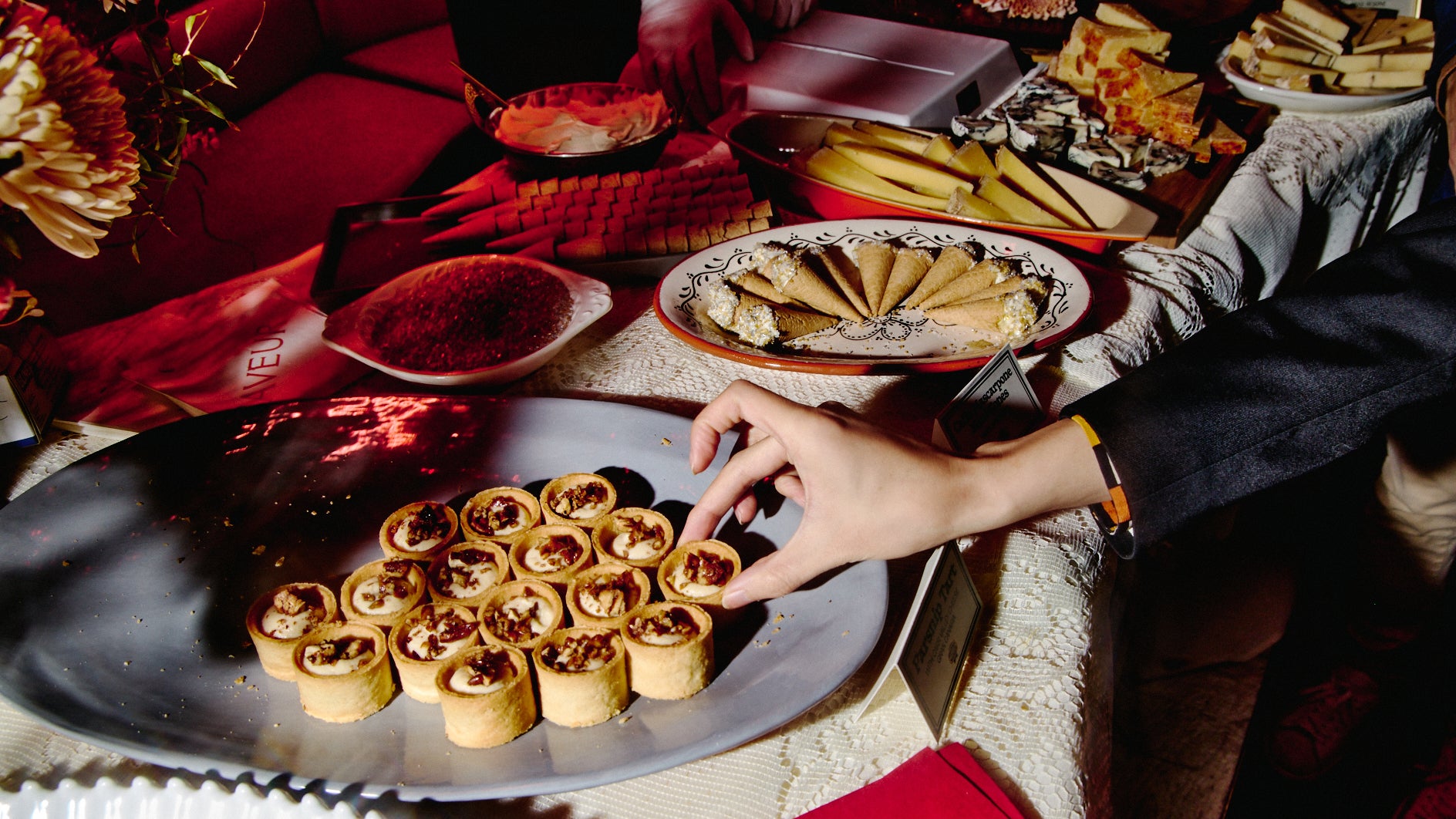 Tosting SAVEUR Viskonsino vakarienės klube (Brukline)