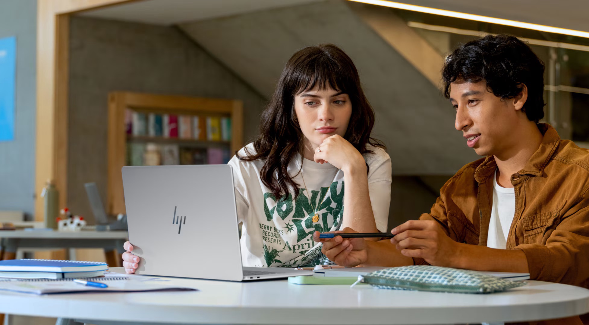 „HP Imagine 2026“: paskelbti nauji AI kompiuteriai, Z darbo stotys, OMEN žaidimų staliniai kompiuteriai