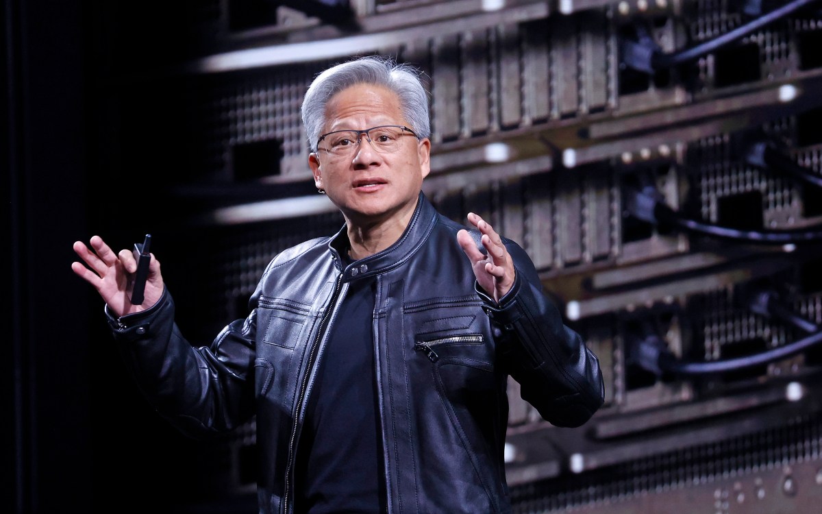 Jensenas Huangas sako suradęs „visiškai naują“ 200 mlrd. USD vertės „Nvidia“ rinką